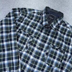7 Diamonds Button Down Shirt Mens M Gray Plaid Long Sleeve Work Casual